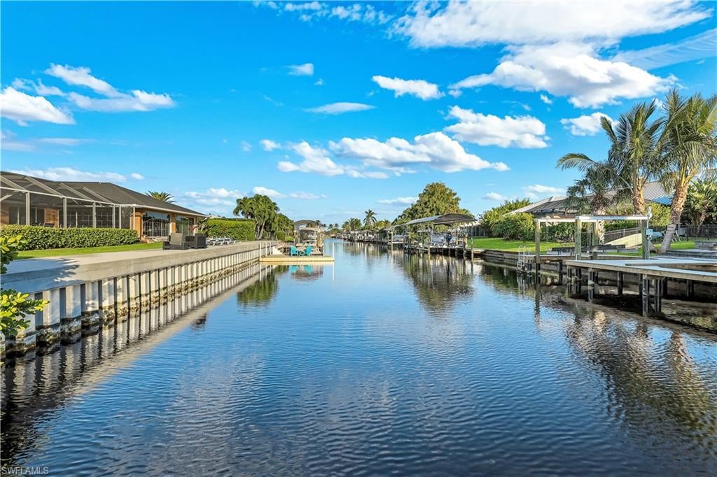 TOWN AND RIVER - Residential