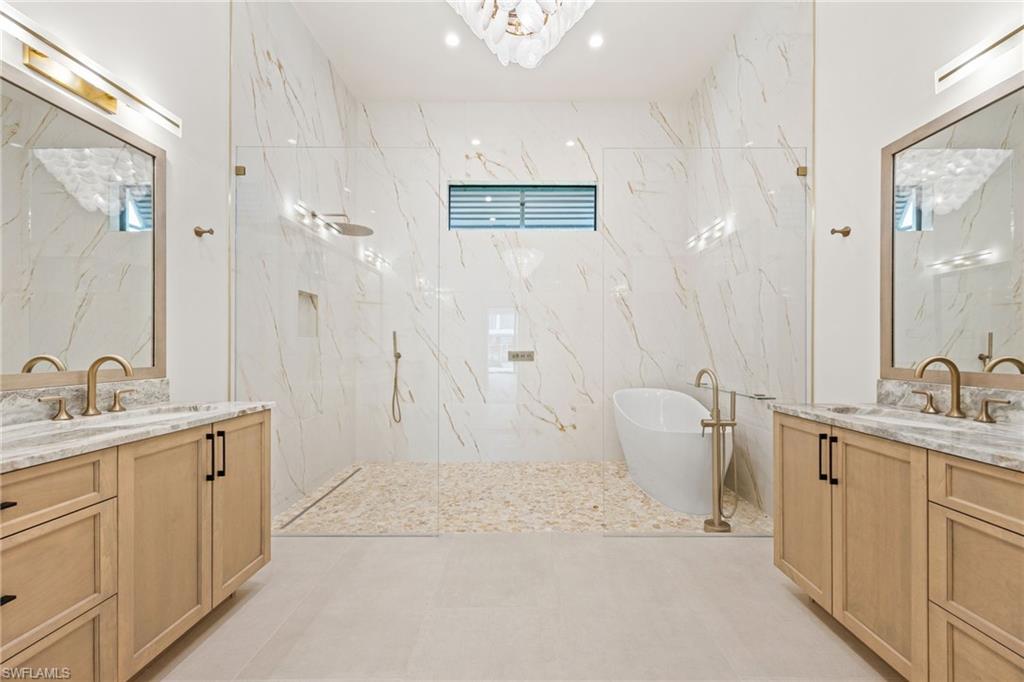 DEEP LAGOON ESTATES - Residential