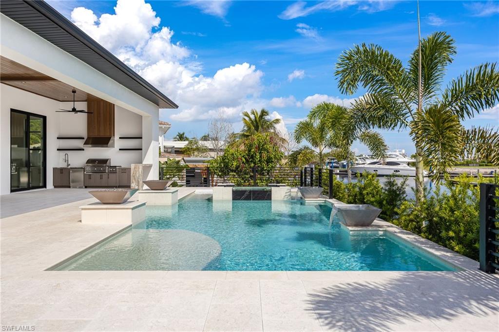 DEEP LAGOON ESTATES - Residential