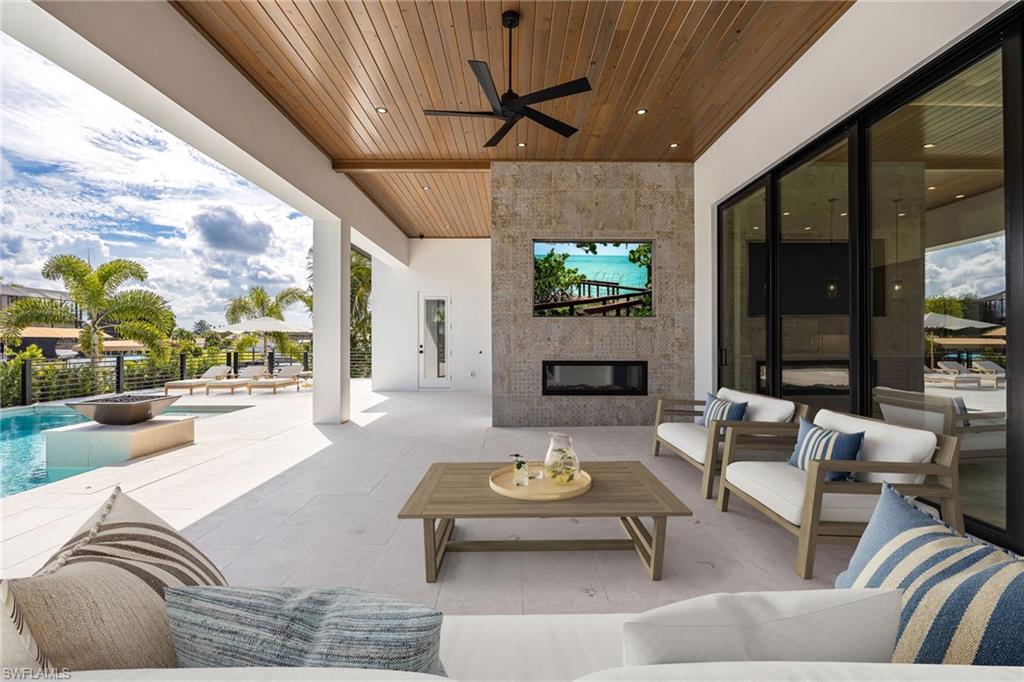 DEEP LAGOON ESTATES - Residential