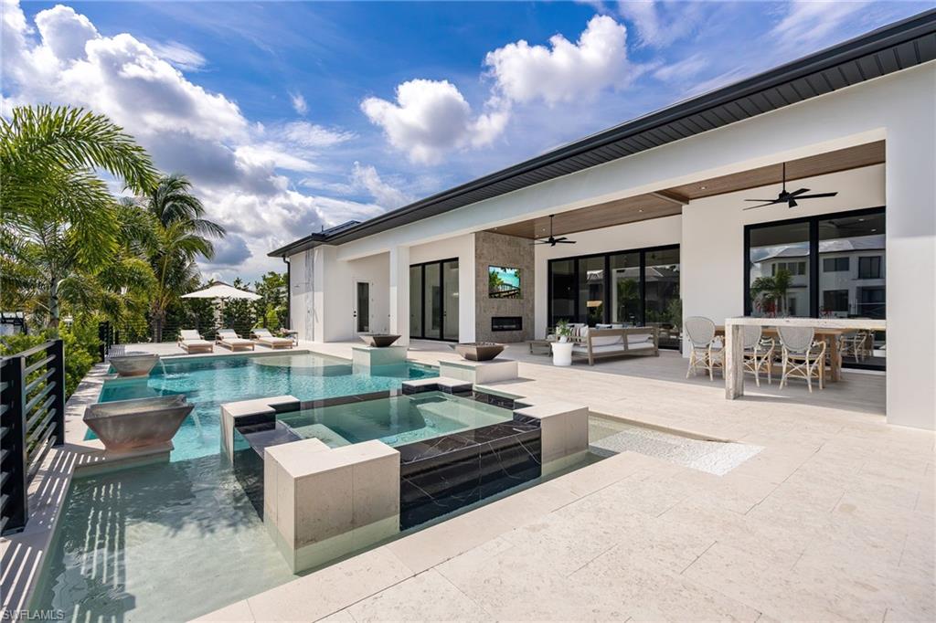 DEEP LAGOON ESTATES - Residential