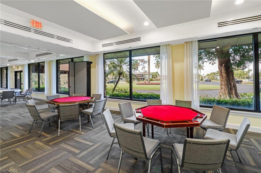 GLADES COUNTRY CLUB - Residential
