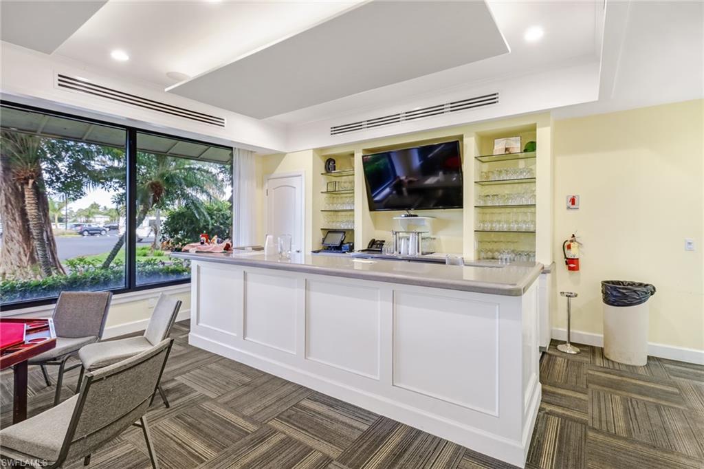 GLADES COUNTRY CLUB - Residential