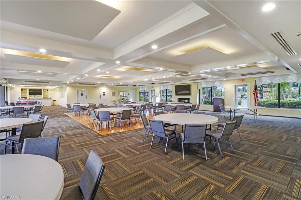 GLADES COUNTRY CLUB - Residential