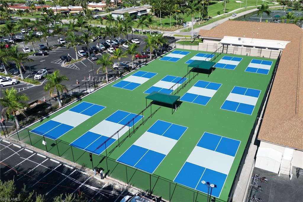 GLADES COUNTRY CLUB - Residential