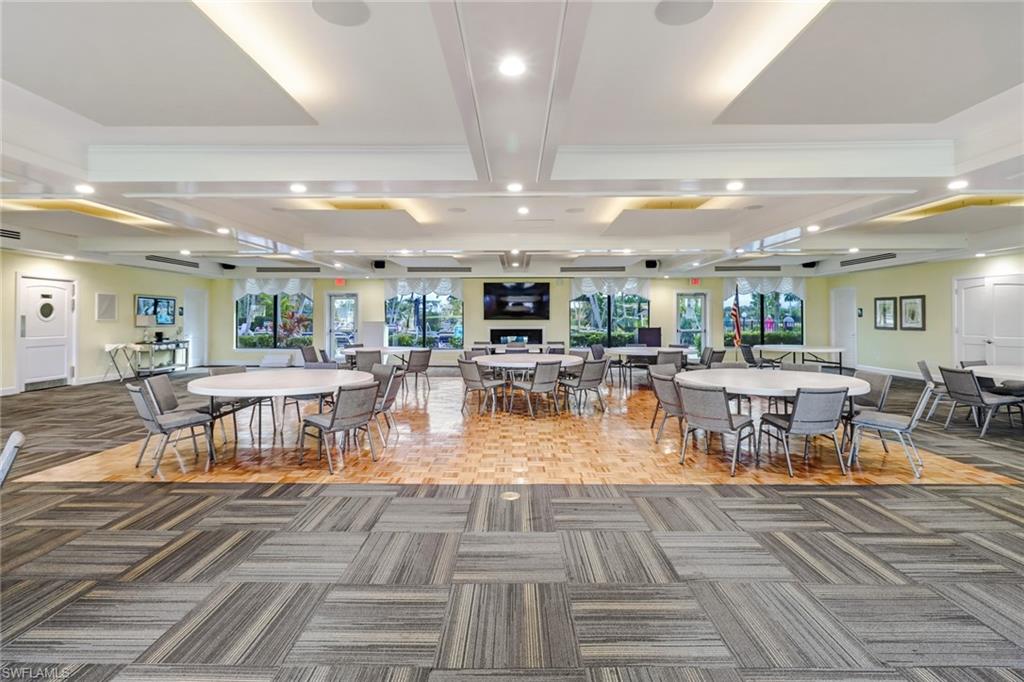 GLADES COUNTRY CLUB - Residential