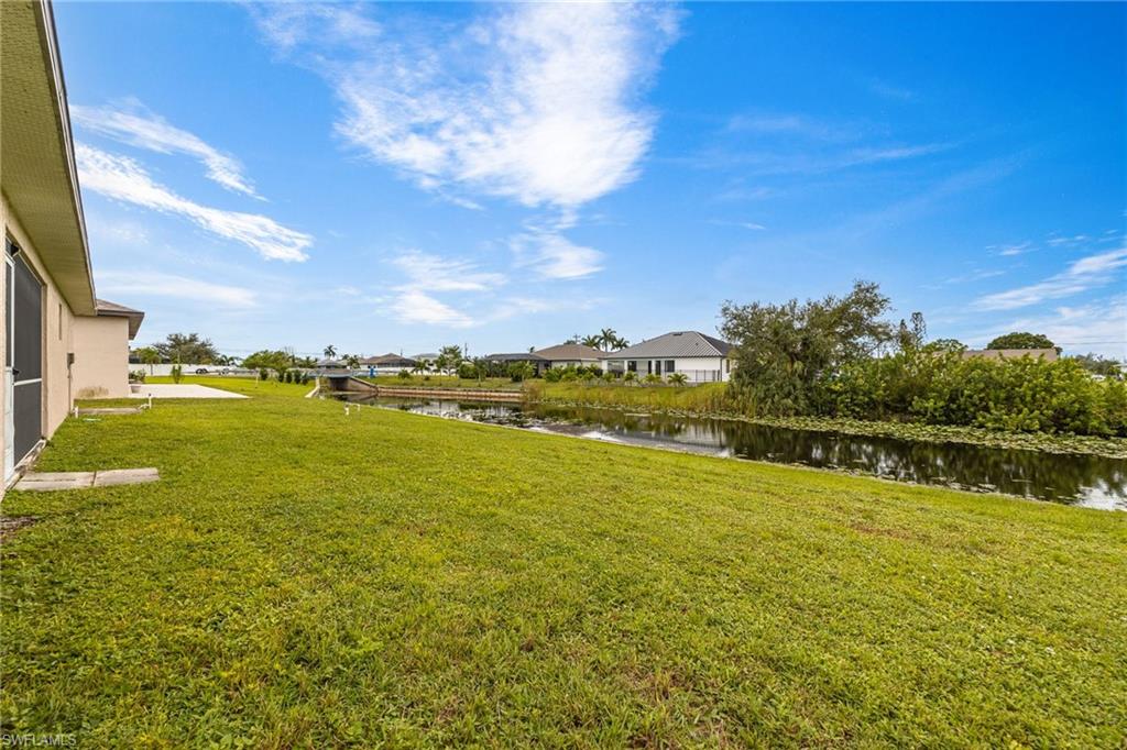 CAPE CORAL - Residential