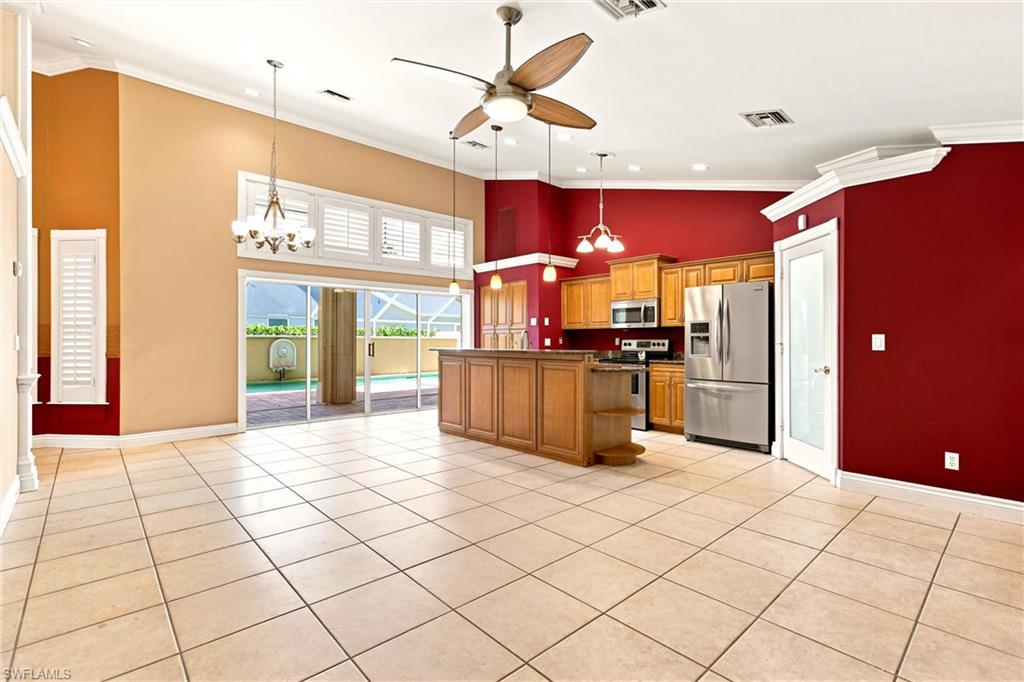 KINGS LAKE - Residential