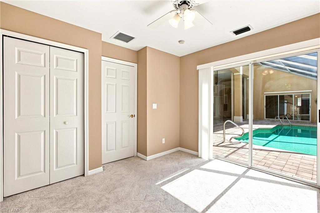 KINGS LAKE - Residential