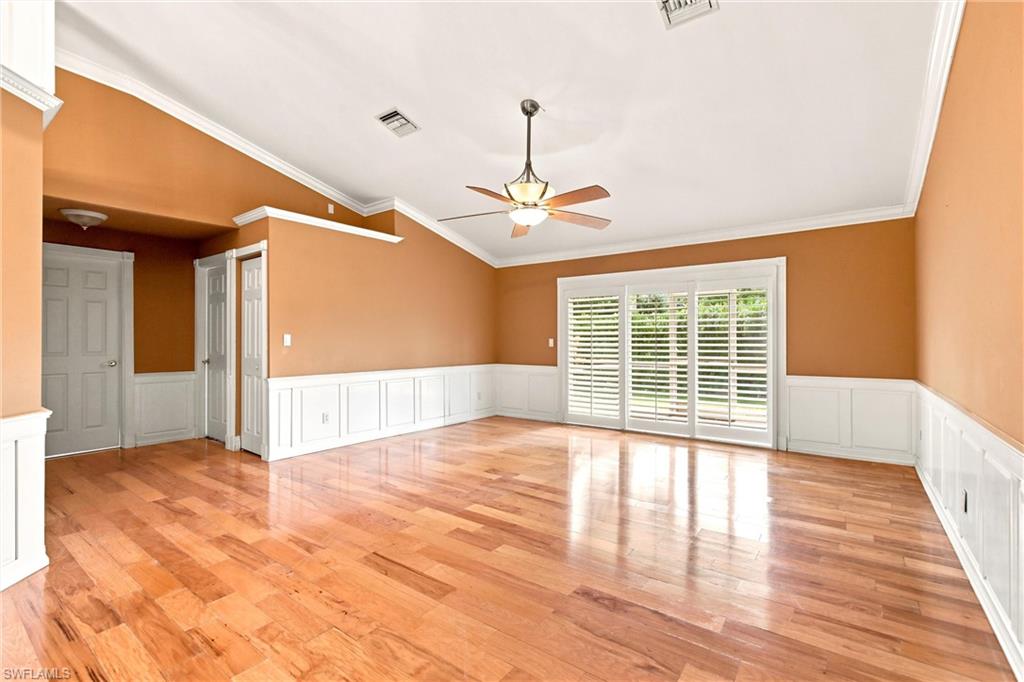 KINGS LAKE - Residential