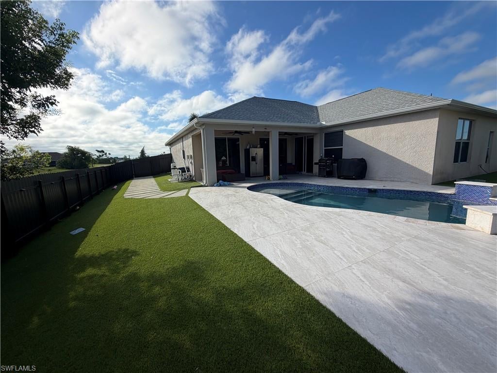 CAPE CORAL - Residential