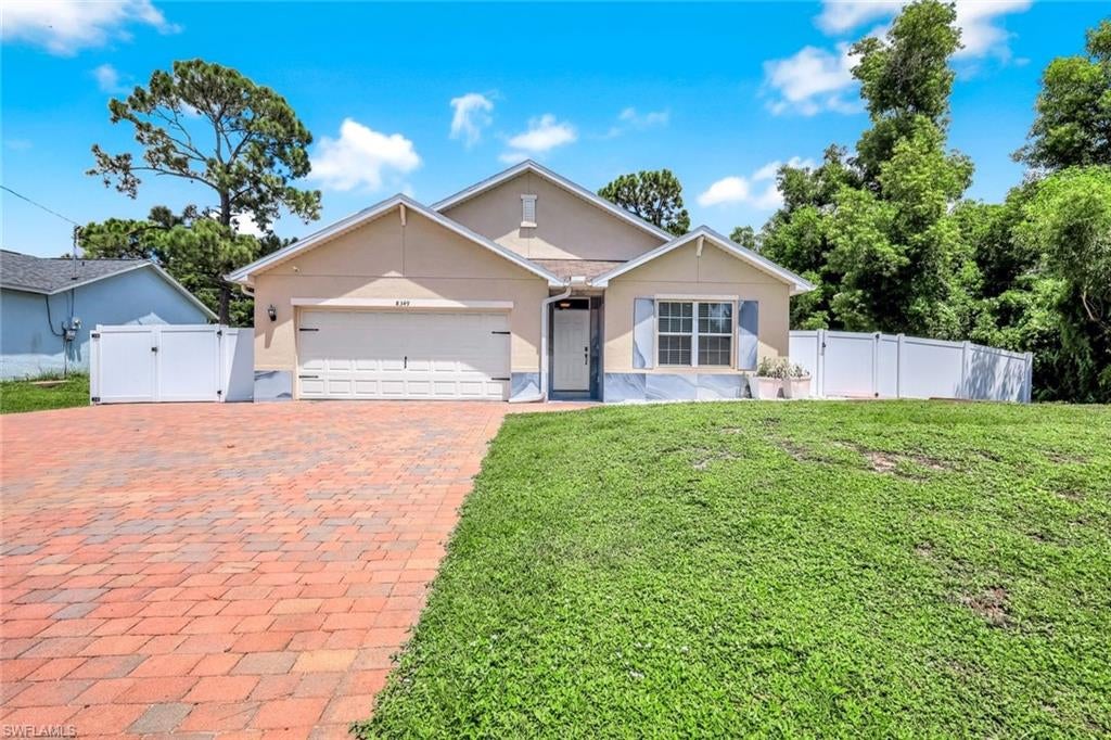 SAN CARLOS PARK - Residential