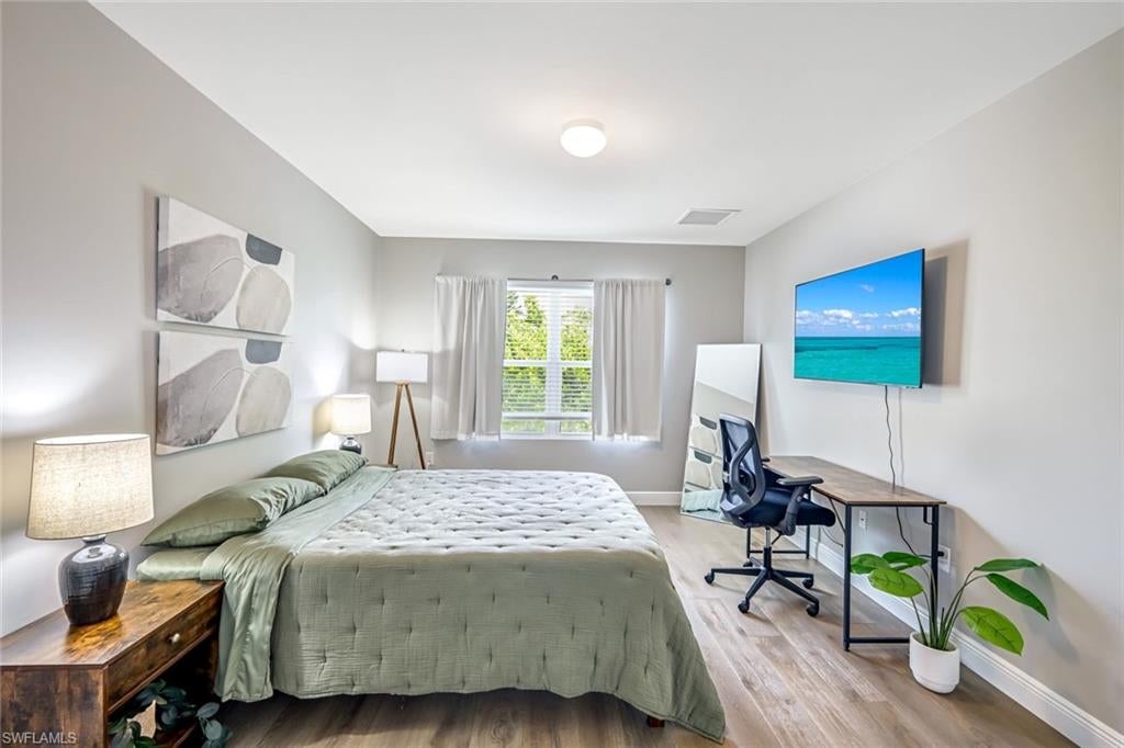 SAN CARLOS PARK - Residential