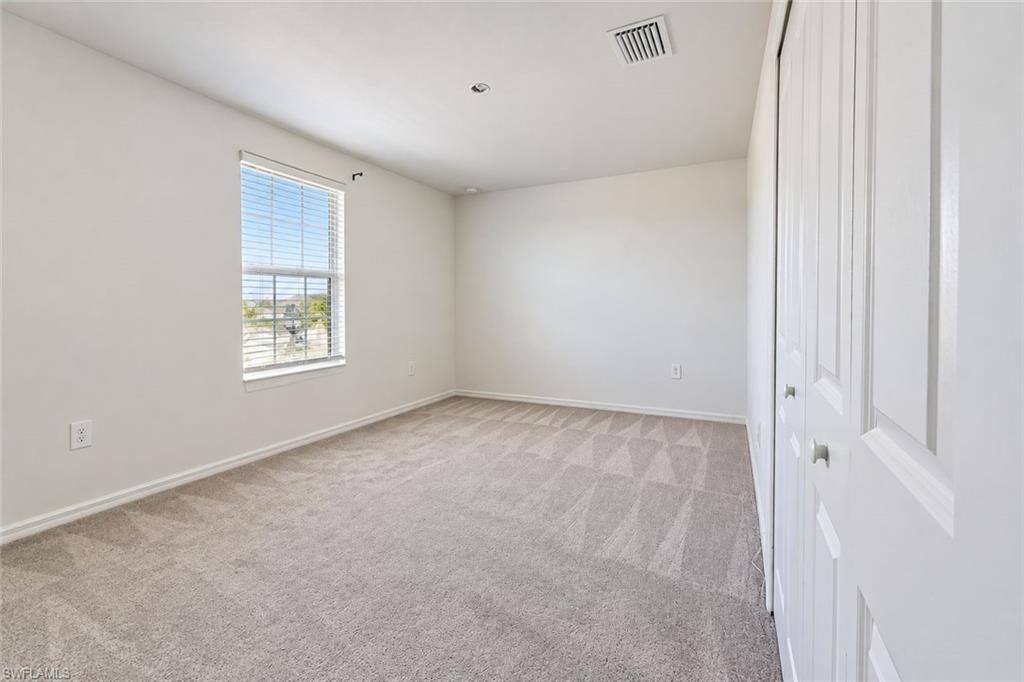 SAVANNA LAKES - Residential