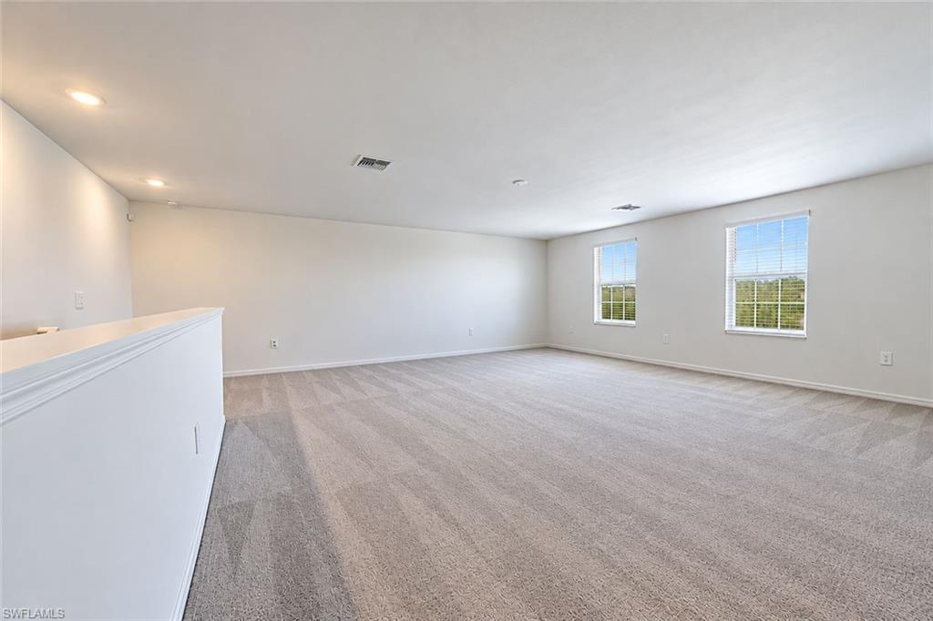 SAVANNA LAKES - Residential