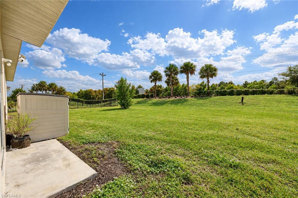 SAVANNA LAKES - Residential