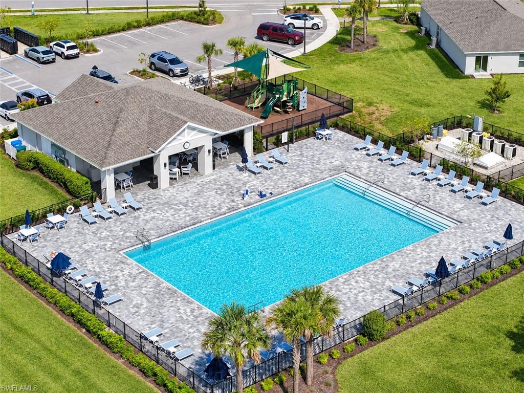 SAVANNA LAKES - Residential