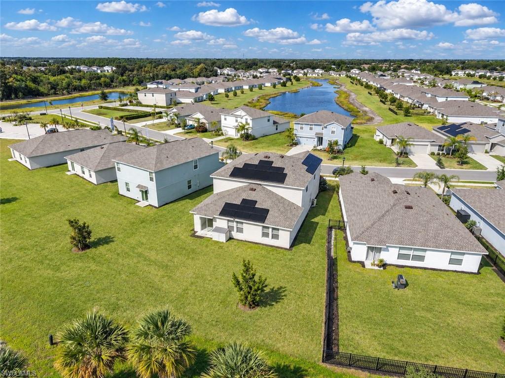 SAVANNA LAKES - Residential