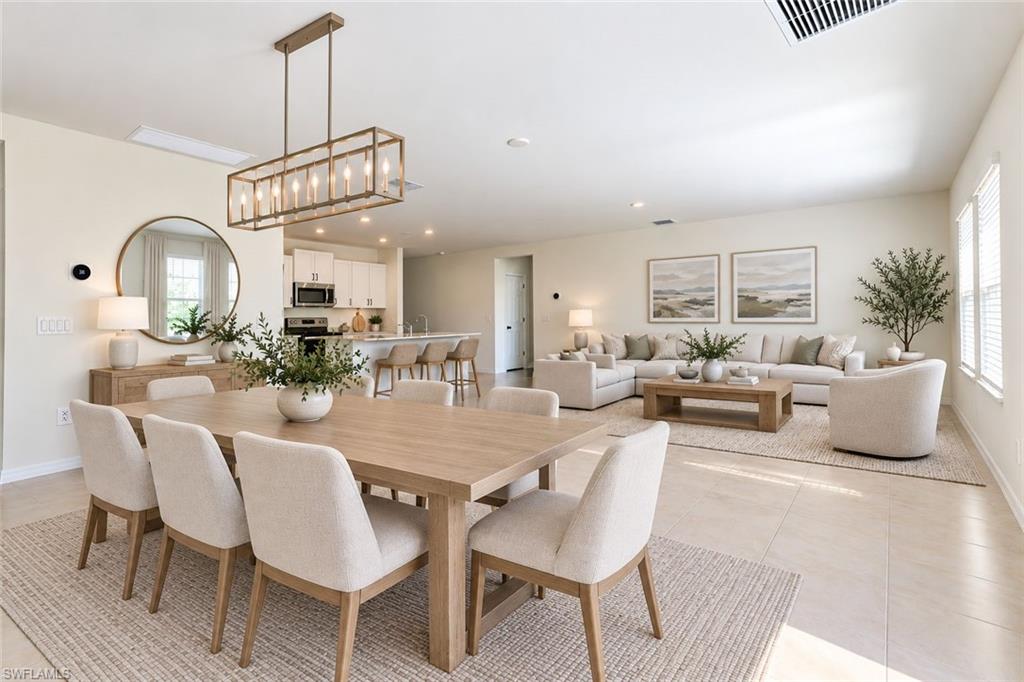 SAVANNA LAKES - Residential
