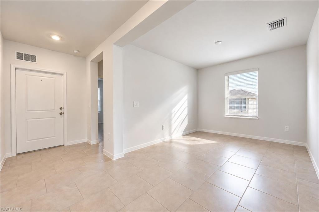 SAVANNA LAKES - Residential