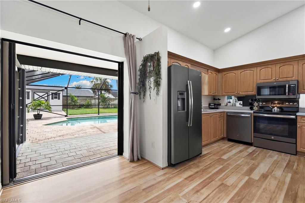 WILLOUGHBY ACRES - Residential