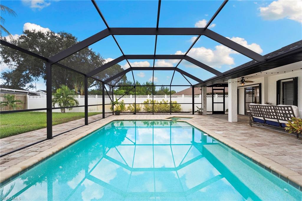WILLOUGHBY ACRES - Residential