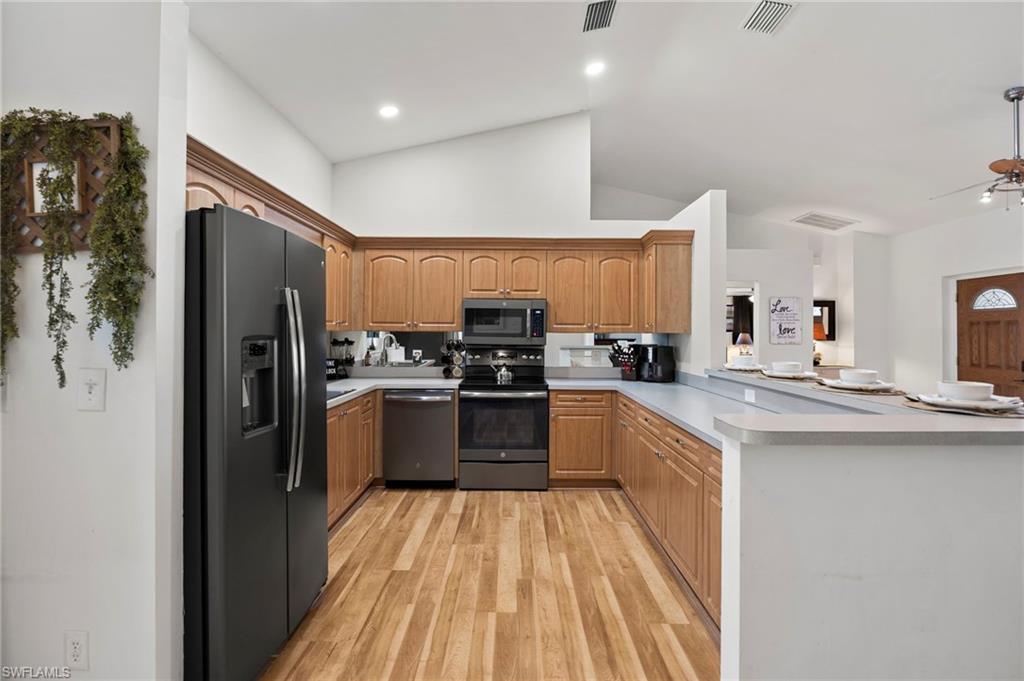 WILLOUGHBY ACRES - Residential