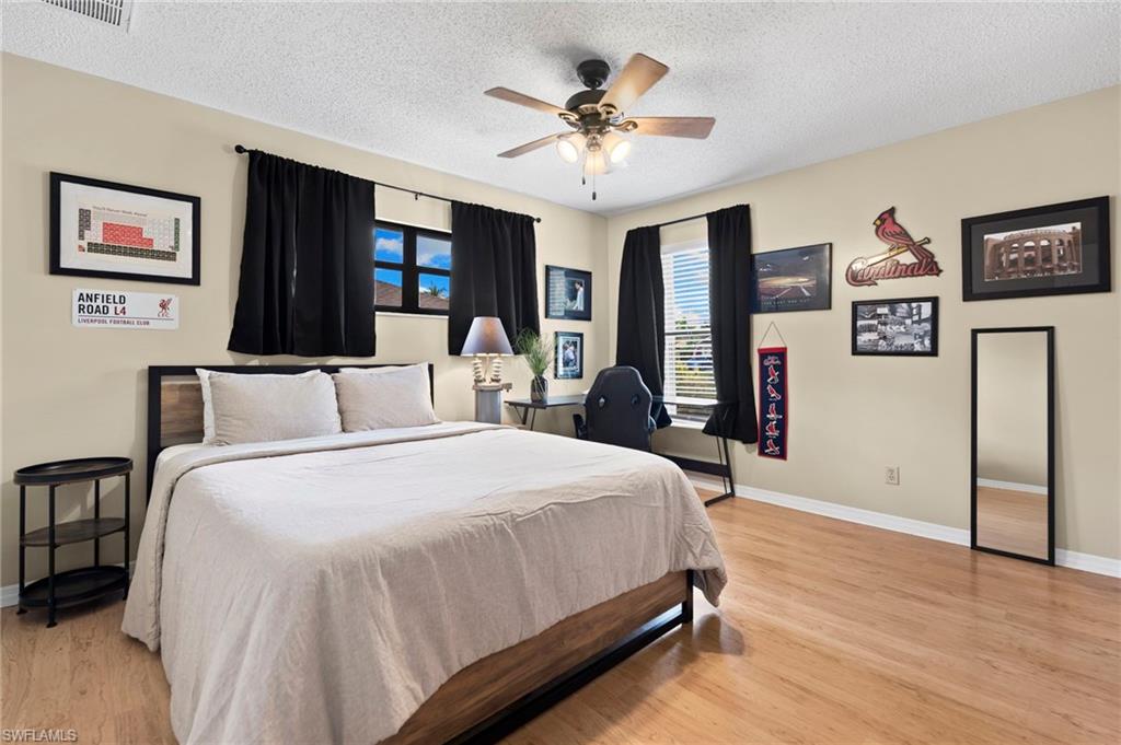 WILLOUGHBY ACRES - Residential