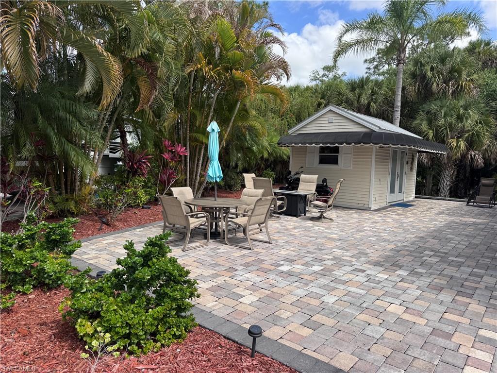 RIVERBEND MOTORCOACH RESORT - Land