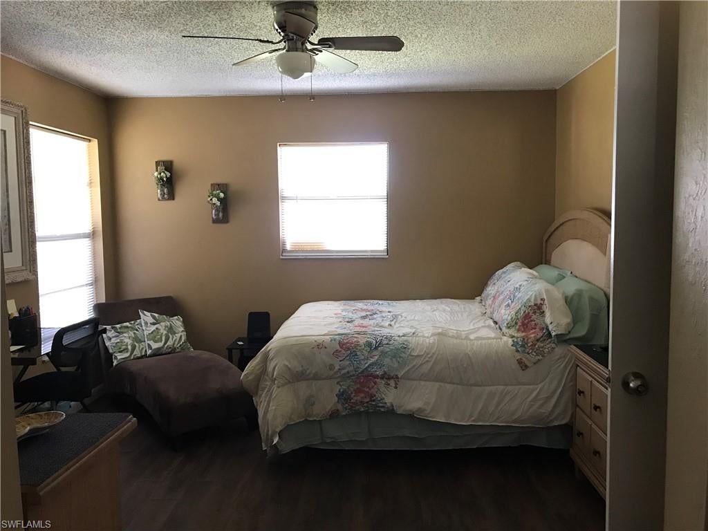 TAMIAMI ESTATES - Residential