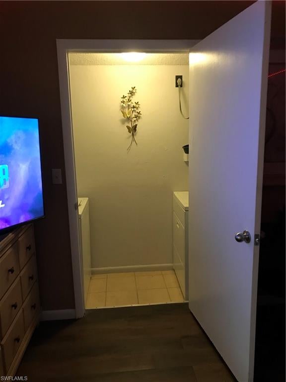 TAMIAMI ESTATES - Residential