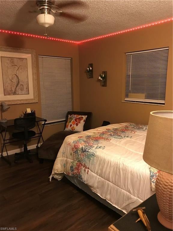 TAMIAMI ESTATES - Residential