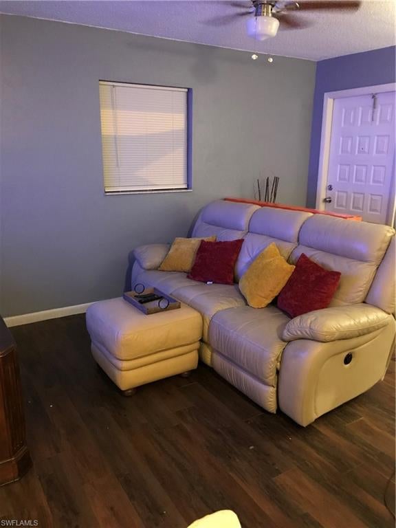 TAMIAMI ESTATES - Residential
