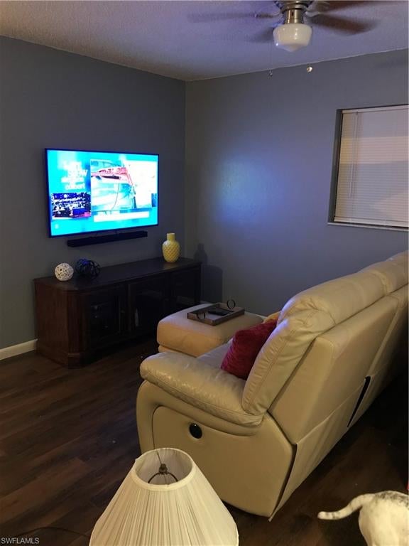 TAMIAMI ESTATES - Residential