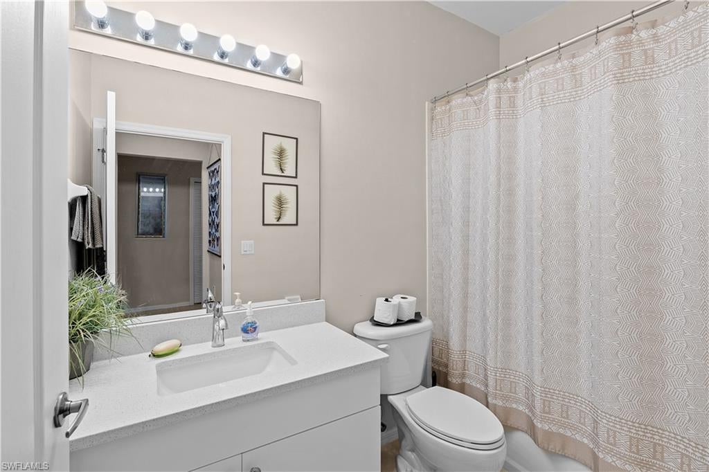 TERRACE II AT RIVERWALK - Residential Lease