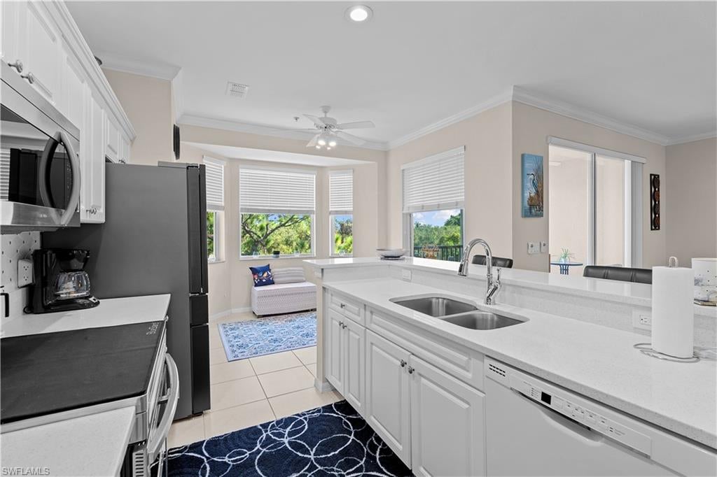 TERRACE II AT RIVERWALK - Residential Lease