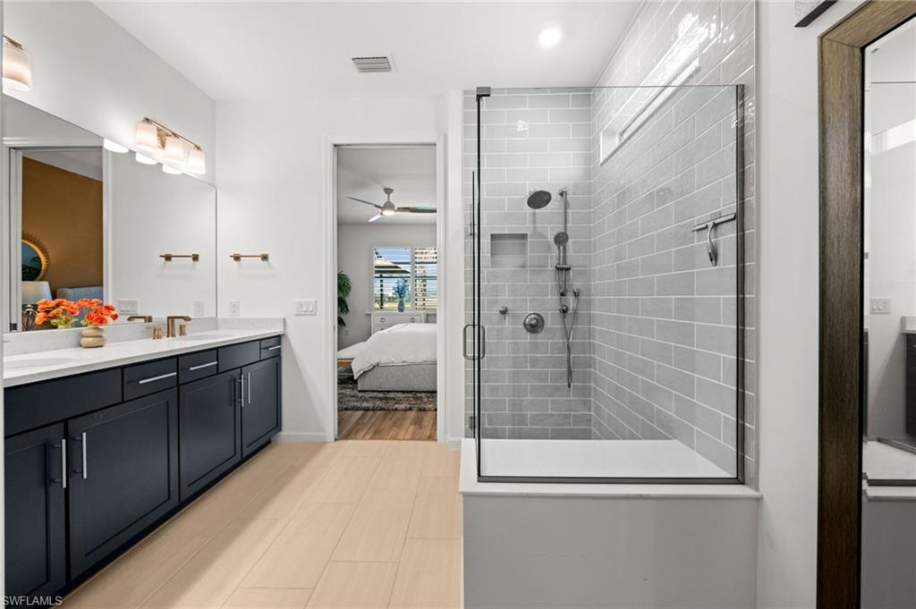 NORTHRIDGE - Residential