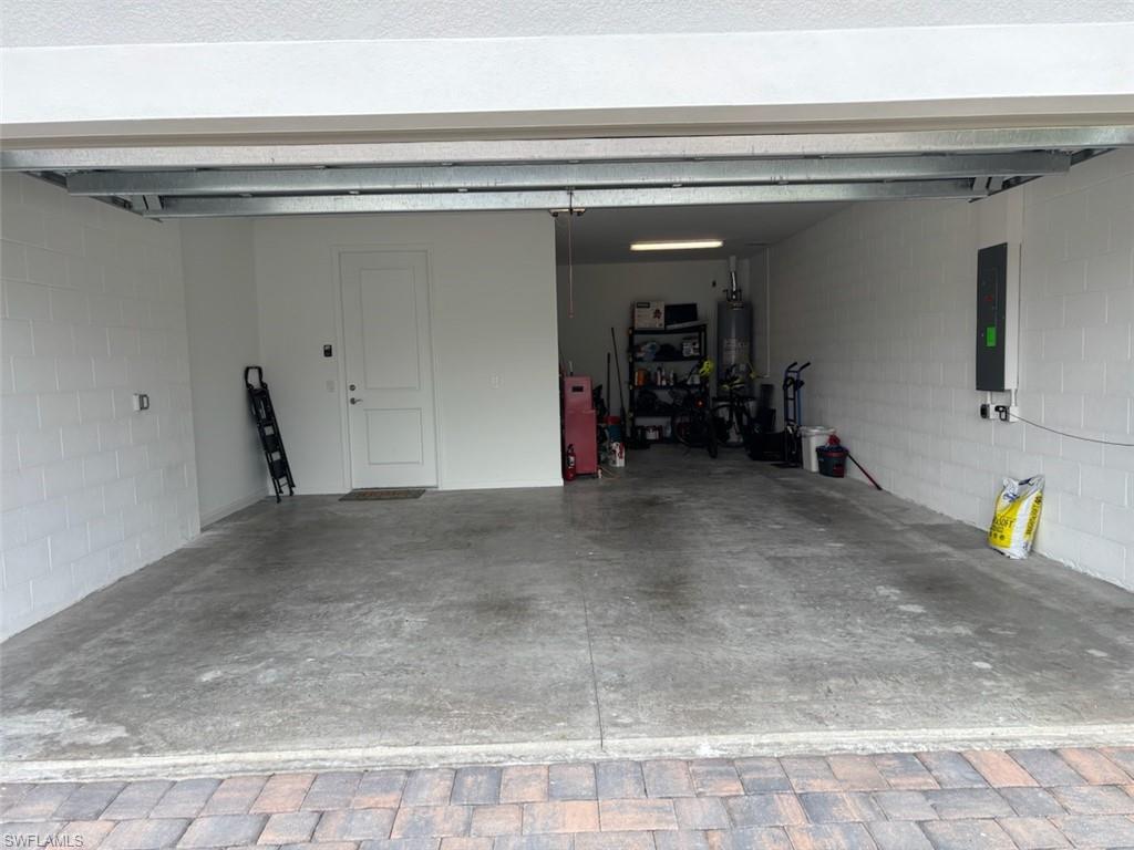 NORTHRIDGE - Residential