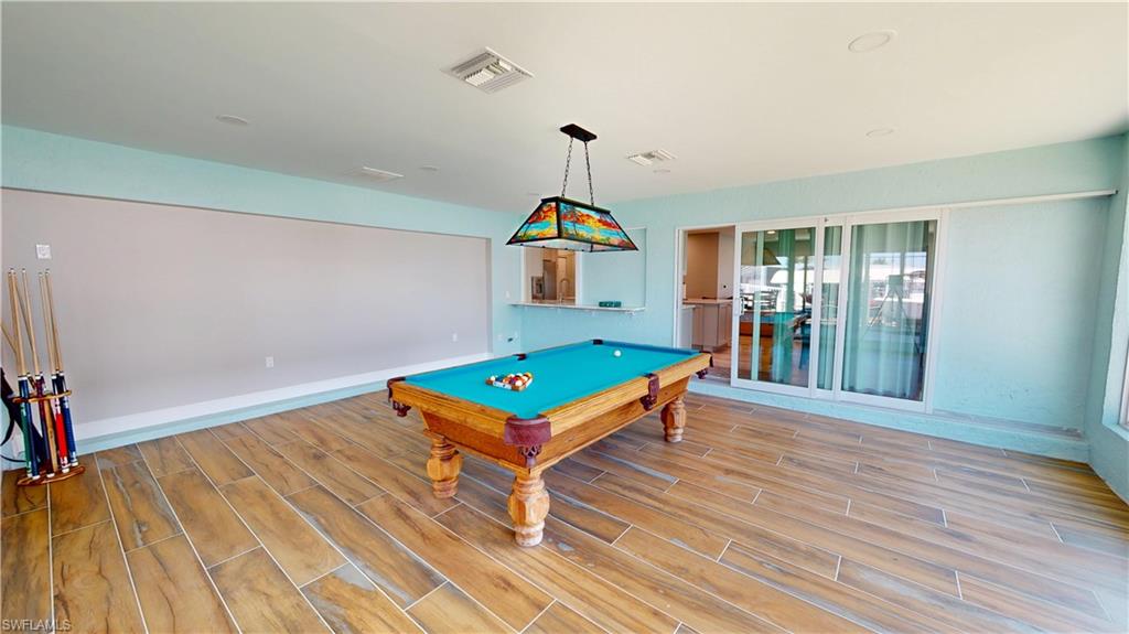 KNIGHTS BOKEELIA ISLE - Residential