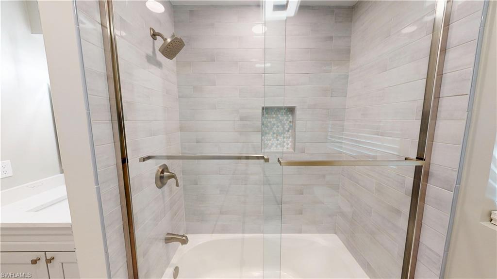 KNIGHTS BOKEELIA ISLE - Residential
