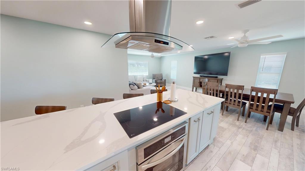 KNIGHTS BOKEELIA ISLE - Residential