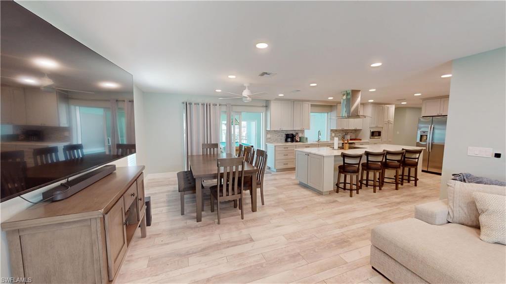 KNIGHTS BOKEELIA ISLE - Residential