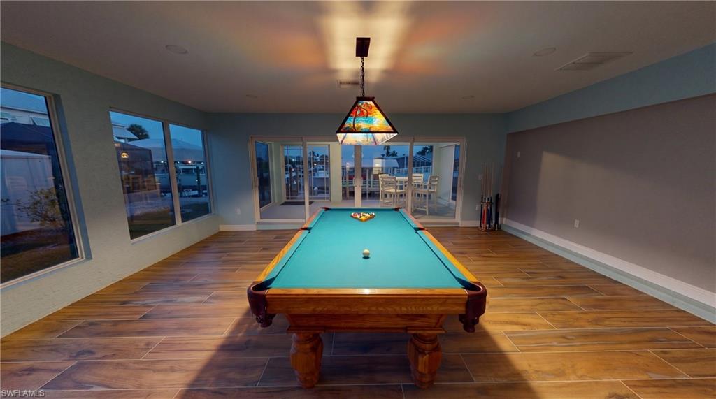 KNIGHTS BOKEELIA ISLE - Residential