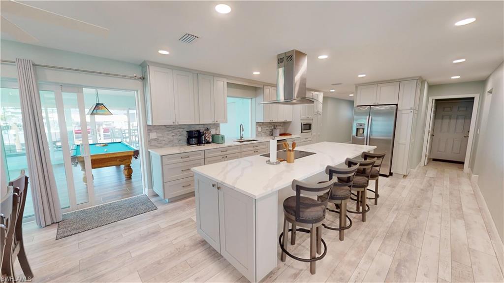 KNIGHTS BOKEELIA ISLE - Residential