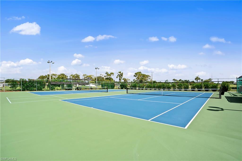 SIX LAKES COUNTRY CLUB - Residential