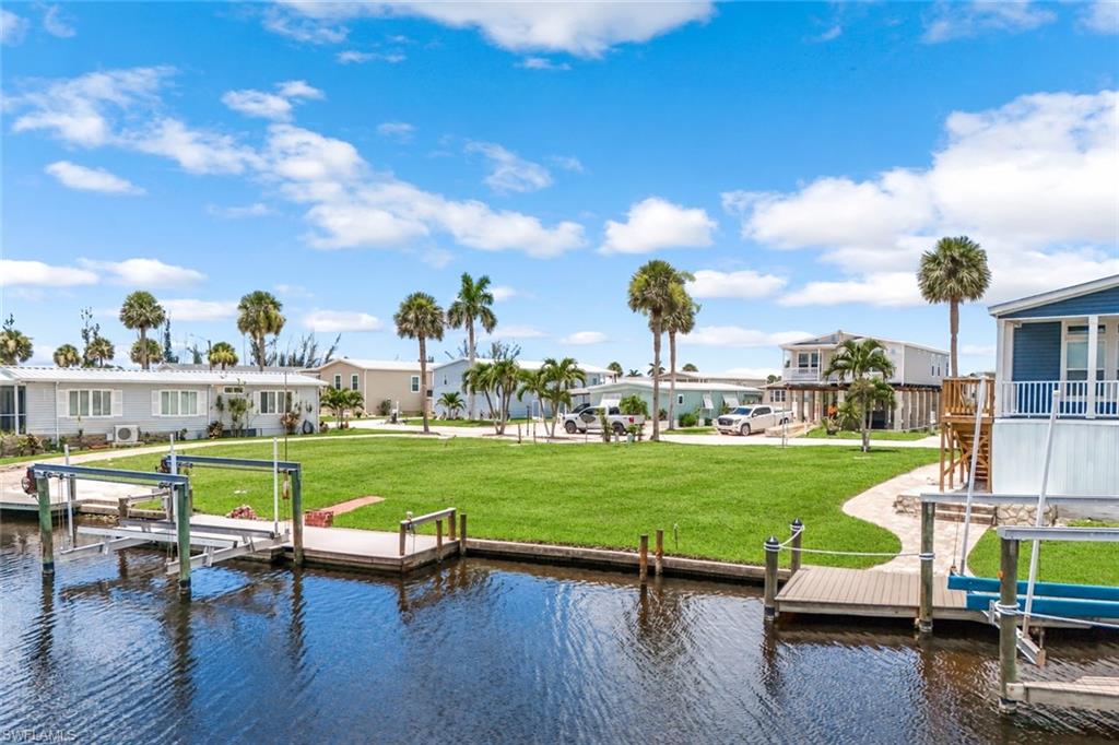 BAYSIDE ESTATES - Land