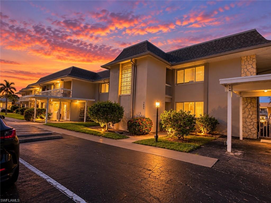 RIVER GATE CONDO - Residential