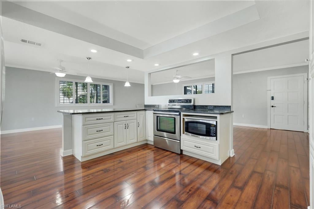 RIVER GATE CONDO - Residential