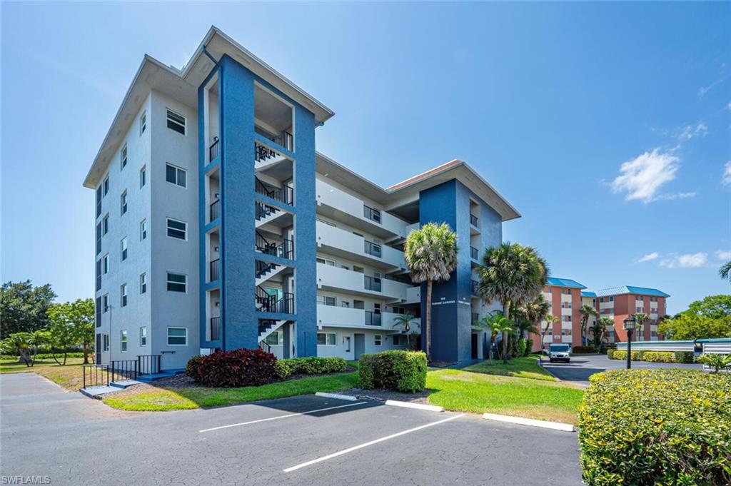 FAIRWAY GARDENS - Residential