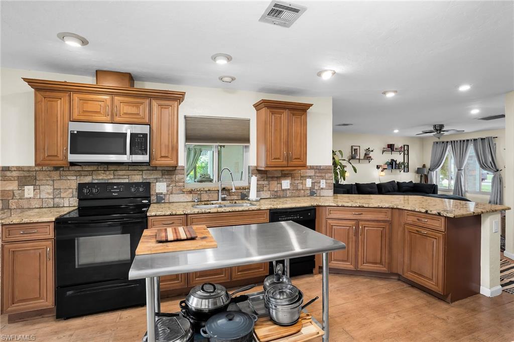 MARCO ISLAND - Residential